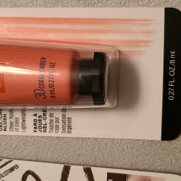 MAYBELLINE MAKEUP BUNDLE OF 6 ITEMS - Picture 7 of 9